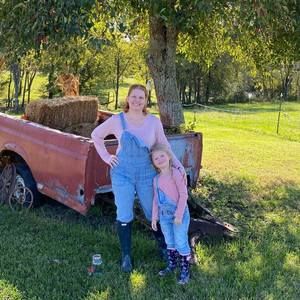 Meet your Posher, Rebecca